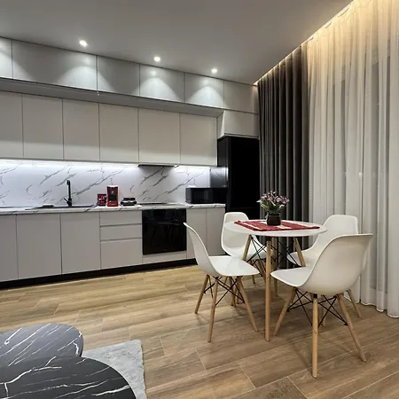 Apartment New Bazaar Essil Flat With Parking *